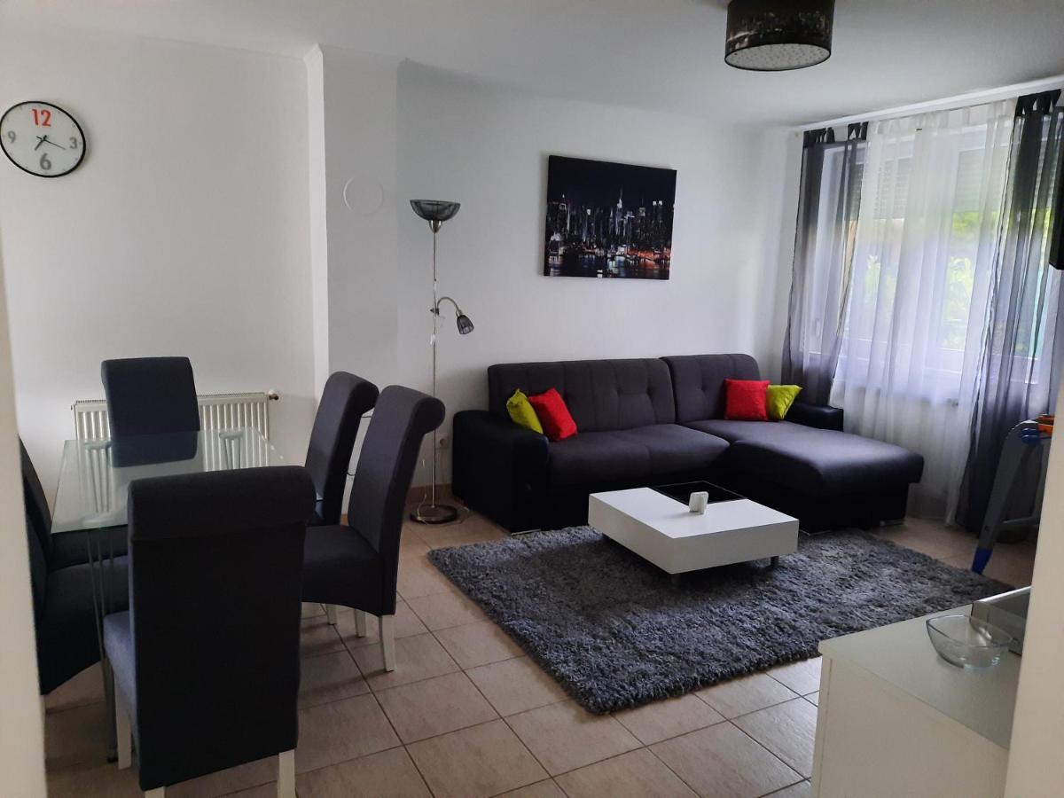 Balatinus Apartmanhaz Siofok Exterior photo