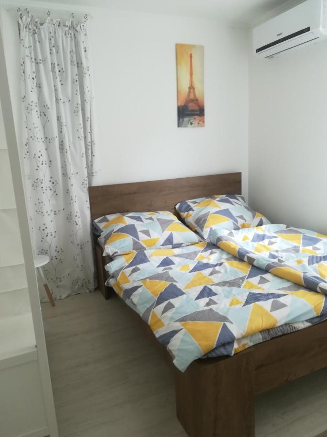 Balatinus Apartmanhaz Siofok Exterior photo