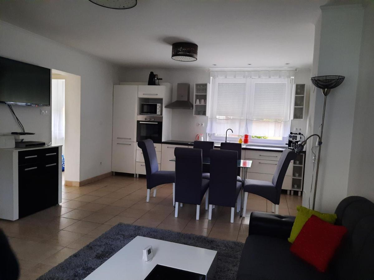 Balatinus Apartmanhaz Siofok Exterior photo