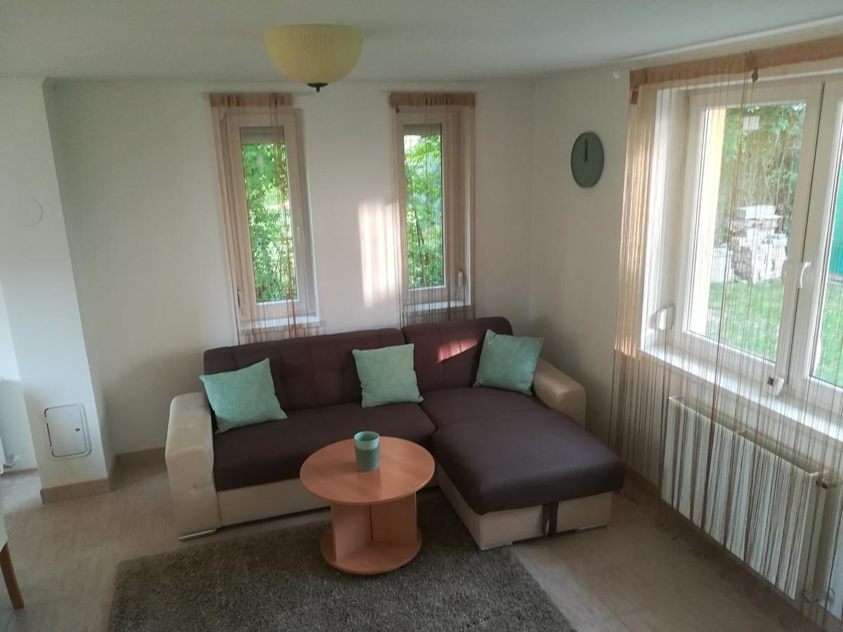 Balatinus Apartmanhaz Siofok Exterior photo