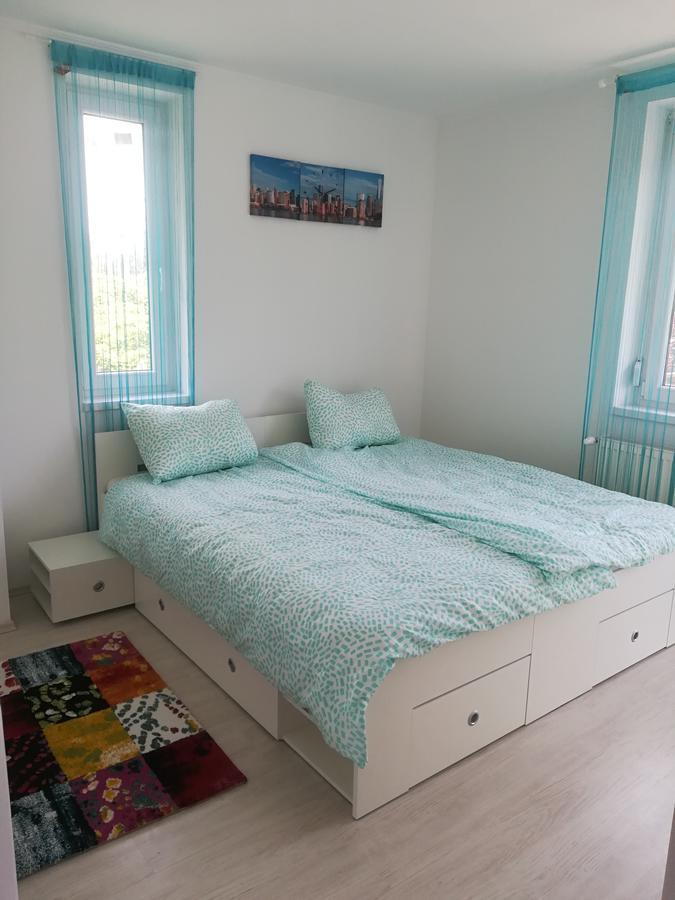 Balatinus Apartmanhaz Siofok Exterior photo