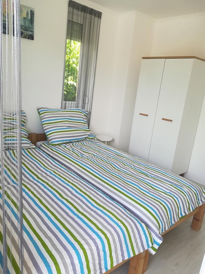 Balatinus Apartmanhaz Siofok Exterior photo